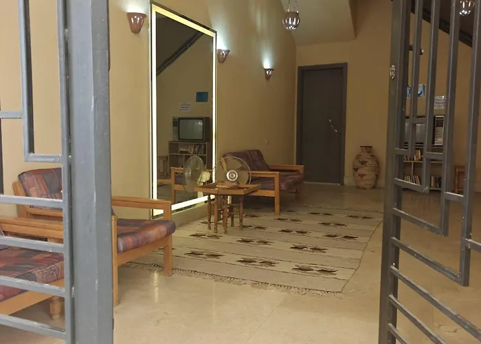 Bayt Hassan A11 - 2 Bedrooms Spacious شقة *